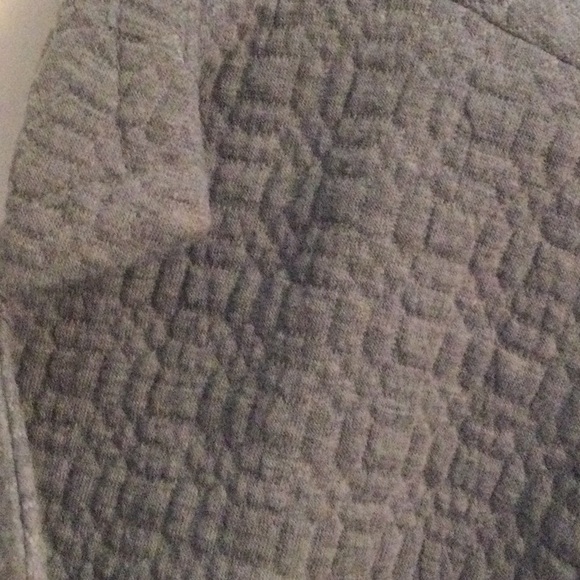 Fox and Ali (Dress Barn brand) grey quilted blazer with three quarter sleeves. - Picture 2 of 9